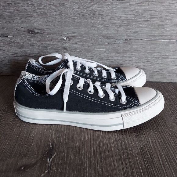 Converse Black and White Women's Sneakers - Picture 1 of 8